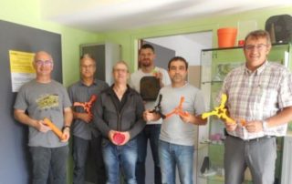 Guy Aldebert, à droite, avec une partie des enseignants des ateliers. / Photo DDM