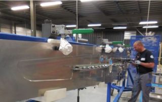 Dans lun des ateliers de Figeac Aéro, sur le site lotois du Groupe, à Figeac. /Photo DDM, Archives.