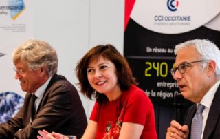 Carole Delga, présidente de la région avec Alain Di Crescenzo président de CCI Occitanie et de Yann Barbaux, président d'Aerospace Valley. / CR